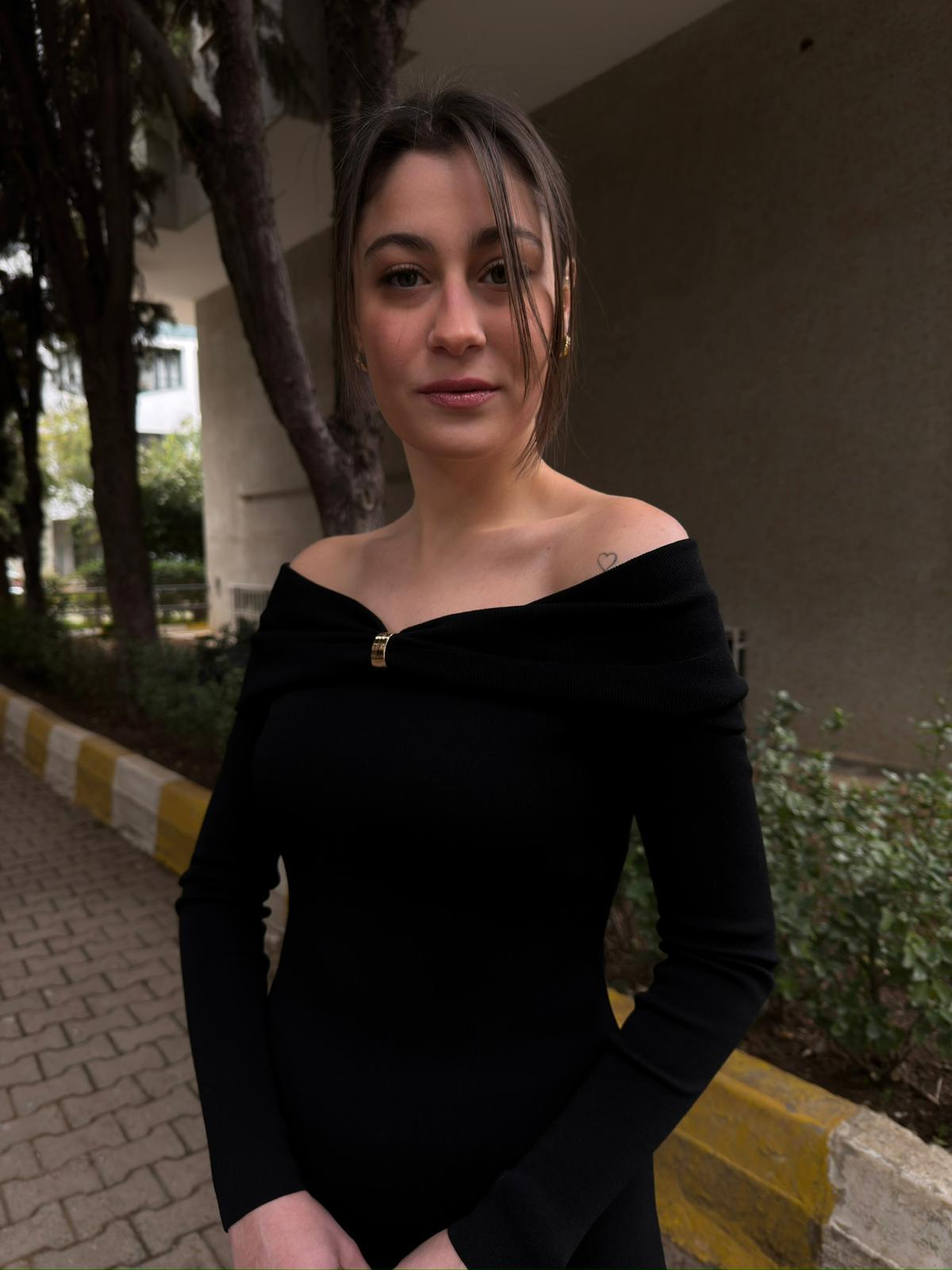 Kayık Yaka Toka Detaylı Elbise - Görsel 6
